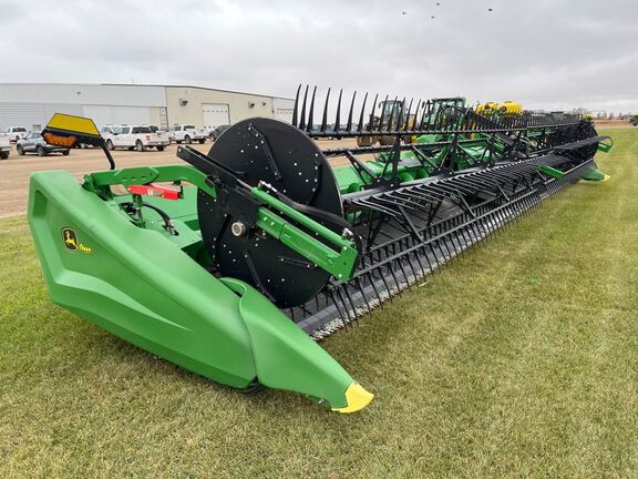 2025 John Deere HDF40 Header Combine