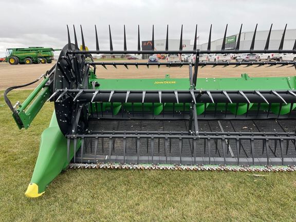 2025 John Deere HDF40 Header Combine