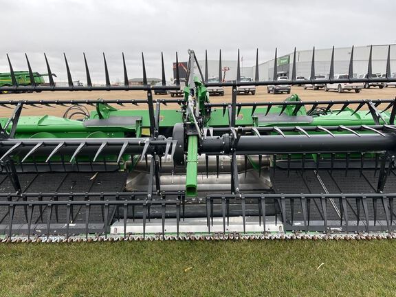 2025 John Deere HDF40 Header Combine