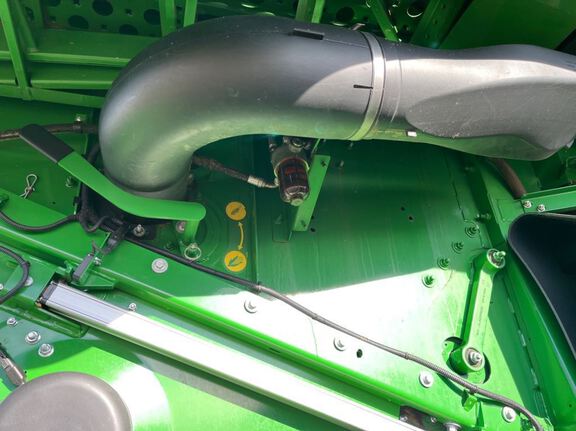 2023 John Deere S780 Combine