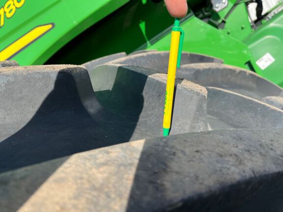 2023 John Deere S780 Combine