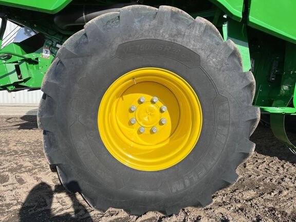2023 John Deere S780 Combine