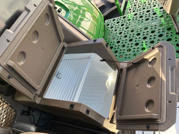 2023 John Deere S780 Combine