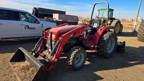 2011 McCormick X10.40H Tractor Compact