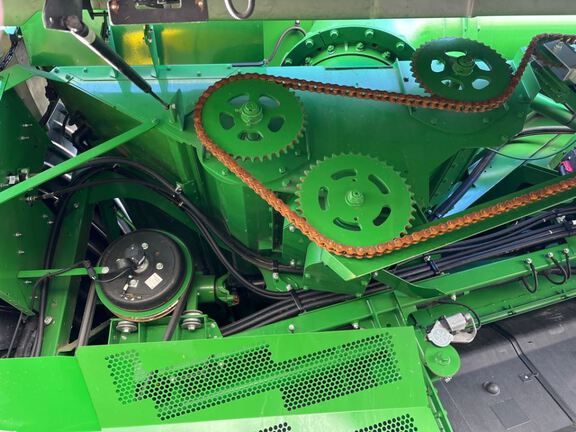 2025 John Deere S7 700 Combine