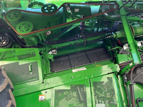 2025 John Deere S7 700 Combine