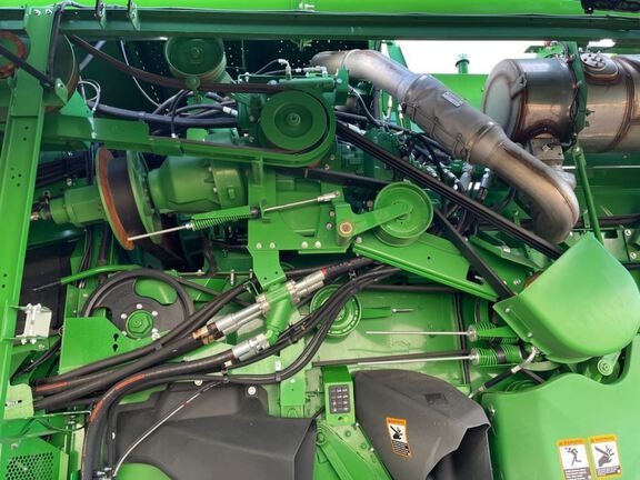 2025 John Deere S7 700 Combine
