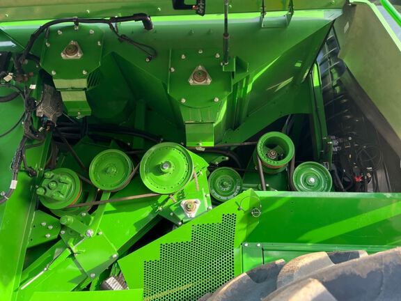 2025 John Deere S7 700 Combine