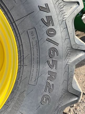 2025 John Deere S7 700 Combine