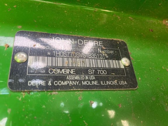 2025 John Deere S7 700 Combine
