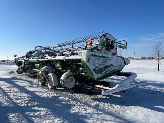 2025 John Deere HDF40 Header Combine