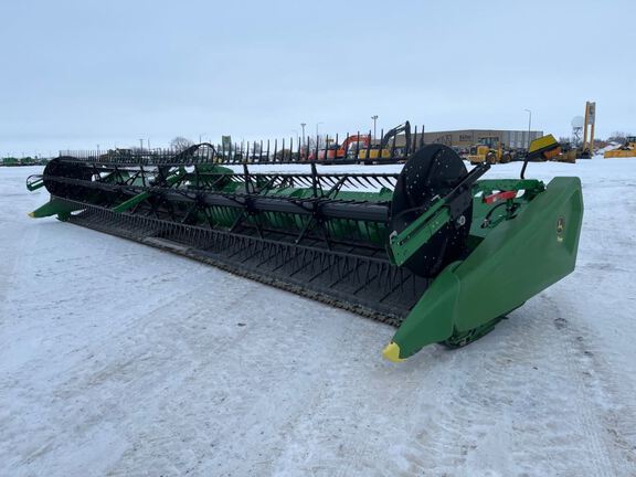 2025 John Deere HDF40 Header Combine