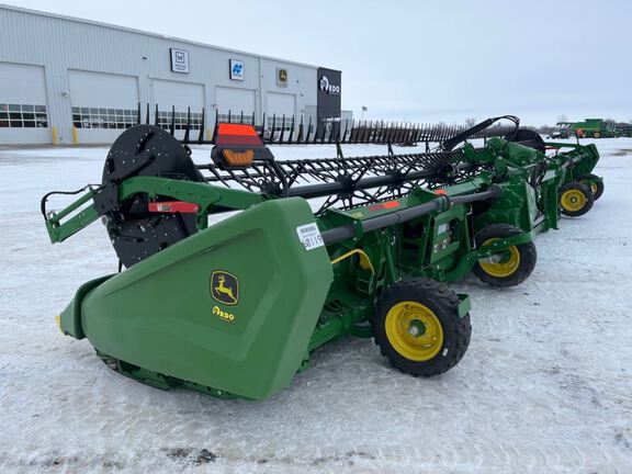 2025 John Deere HDF40 Header Combine