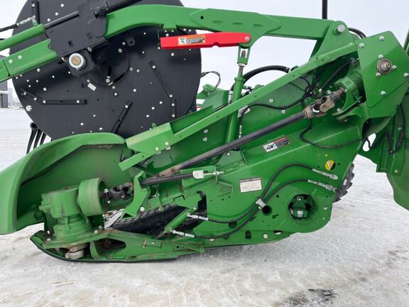 2025 John Deere HDF40 Header Combine