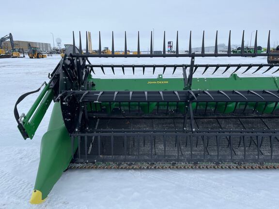 2025 John Deere HDF40 Header Combine