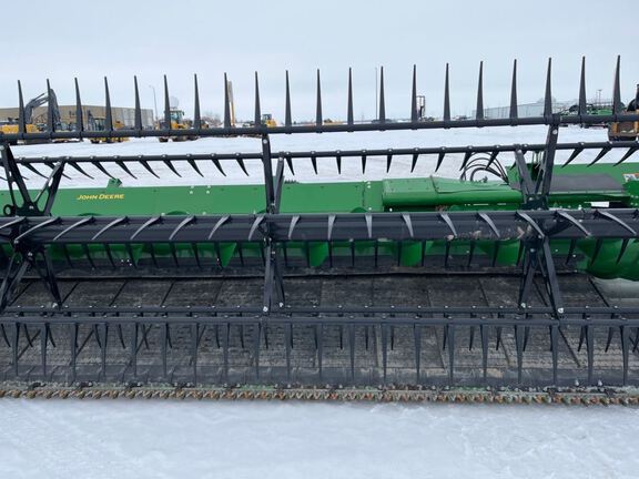 2025 John Deere HDF40 Header Combine
