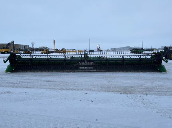 2025 John Deere HDF40 Header Combine