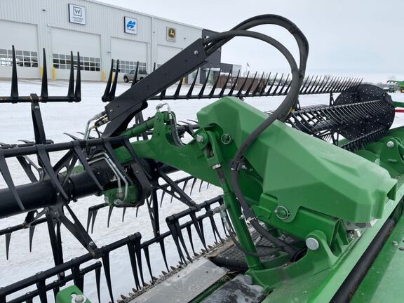 2025 John Deere HDF40 Header Combine