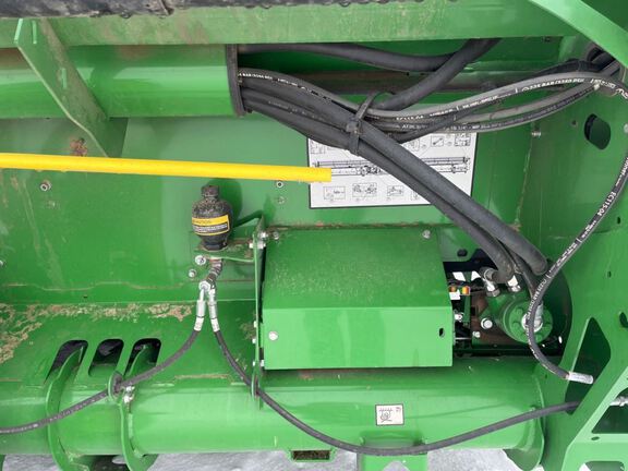 2025 John Deere HDF40 Header Combine