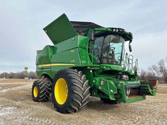 2024 John Deere S770 Combine