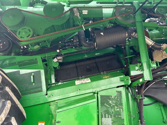 2024 John Deere S770 Combine