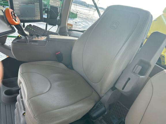 2023 John Deere 9500 Forage Harvester