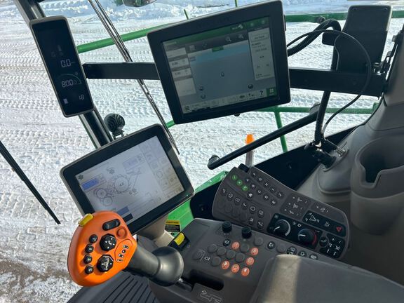 2023 John Deere 9500 Forage Harvester