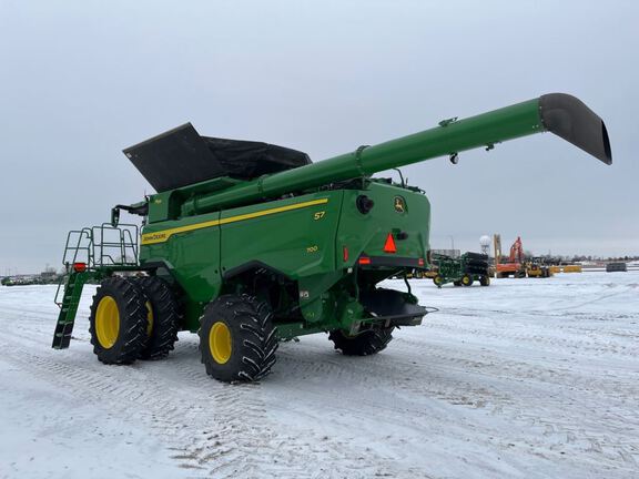 2025 John Deere S7 700 Combine