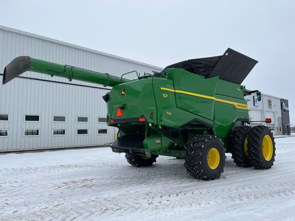 2025 John Deere S7 700 Combine