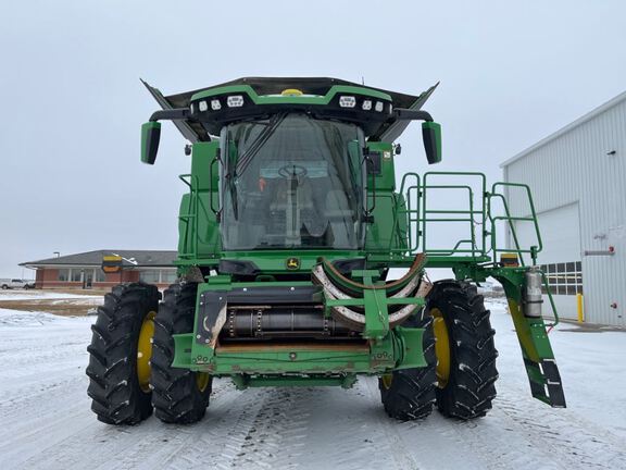 2025 John Deere S7 700 Combine
