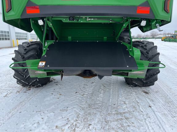 2025 John Deere S7 700 Combine