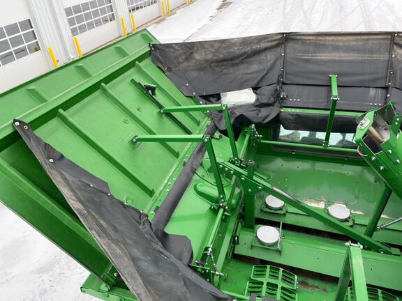 2025 John Deere S7 700 Combine