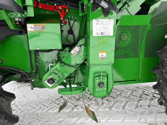 2025 John Deere S7 700 Combine
