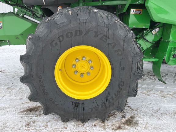 2025 John Deere S7 700 Combine