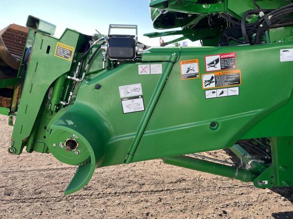 2025 John Deere S7 700 Combine