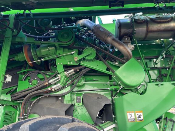 2025 John Deere S7 700 Combine