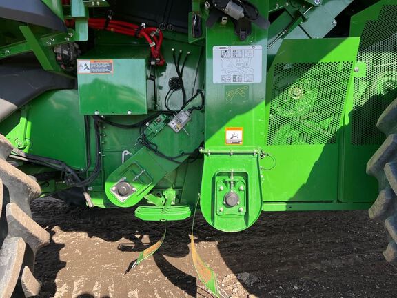 2025 John Deere S7 700 Combine