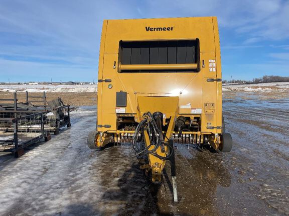 2018 Vermeer 605N Baler/Round