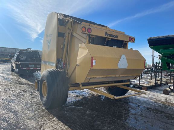 2018 Vermeer 605N Baler/Round