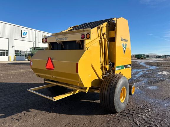 2018 Vermeer 605N Baler/Round