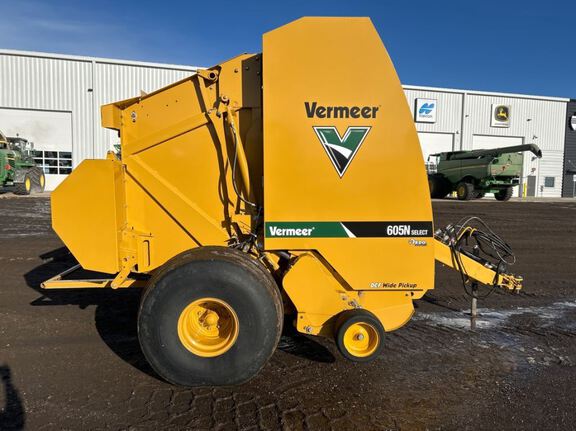 2018 Vermeer 605N Baler/Round