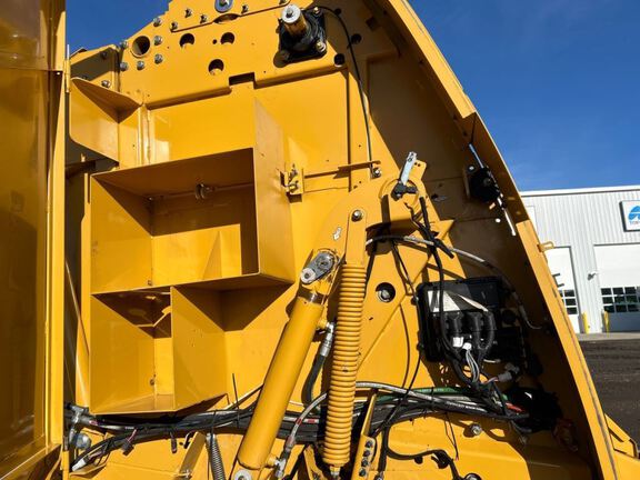 2018 Vermeer 605N Baler/Round