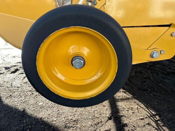 2018 Vermeer 605N Baler/Round