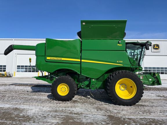 2023 John Deere S770 Combine