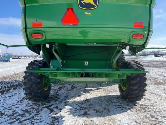 2023 John Deere S770 Combine