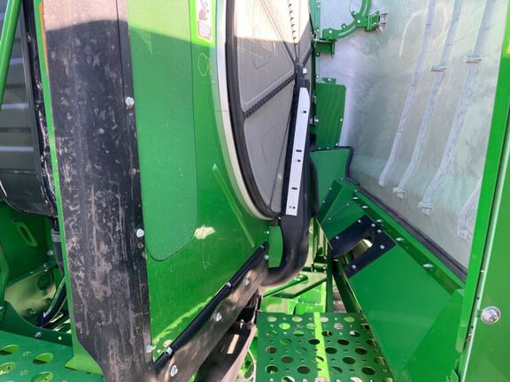 2023 John Deere S770 Combine