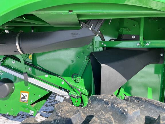 2023 John Deere S770 Combine