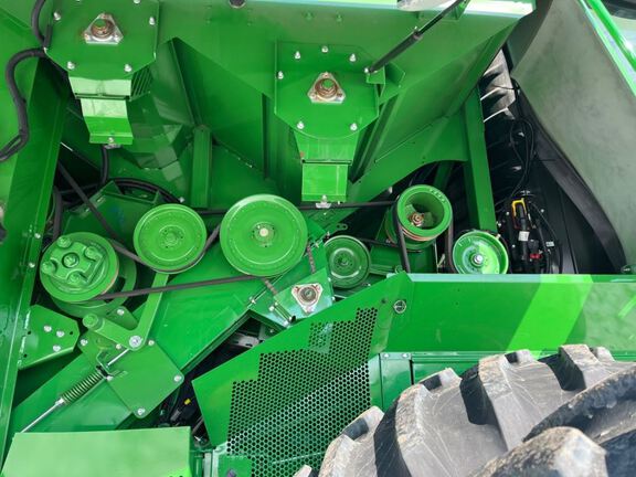 2023 John Deere S770 Combine