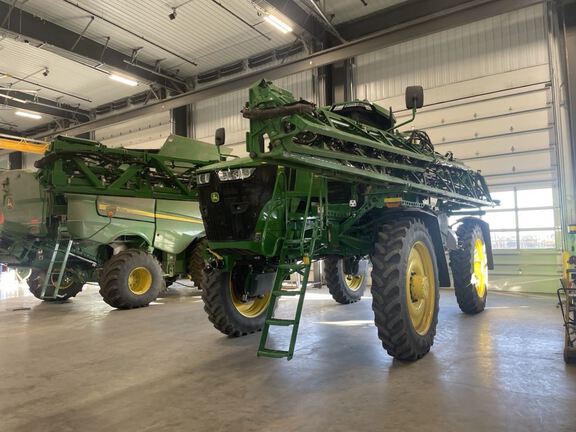 2024 John Deere 616R Sprayer/High Clearance