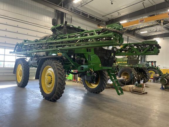 2024 John Deere 616R Sprayer/High Clearance